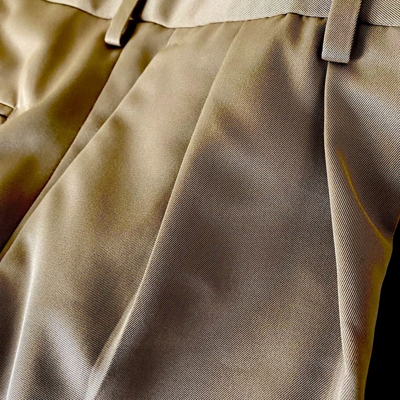 Dockers Mens Pleated old school dress pants
33x30 very good condition. - Picture 2 of 3